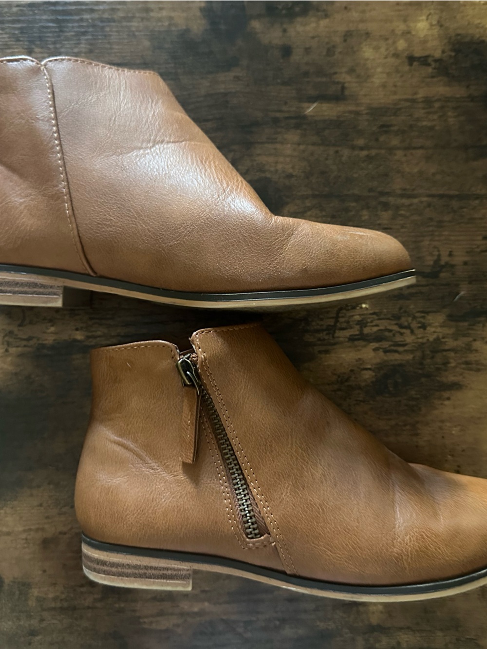 Cat & Jack Girls' Tan Slip-On Shoe